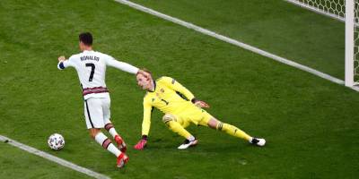 Ronaldo coştu, Portekiz farklı kazandı