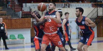 GAÜ üçüncü bitirdi: 67-52