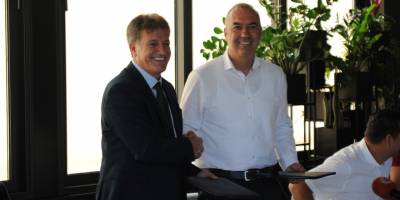 İmzalar futbol için atıldı