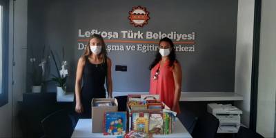 Dumlupınar Akademi’den kitap bağışı