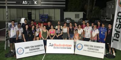 Badmintonda 25. yıl etkinlikleri sürüyor