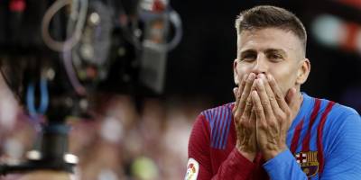 Pique'den şok karar, futbolu bırakıyor