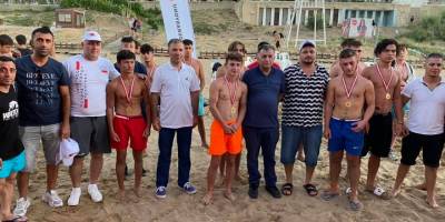 Plaj Güreşi Turnuvası Yenierenköy’de yapıldı
