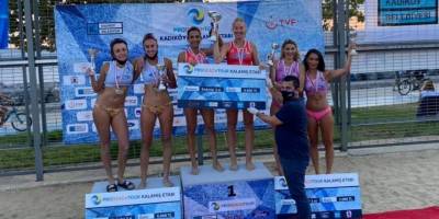 Bizimkiler İstanbul’da zirvede