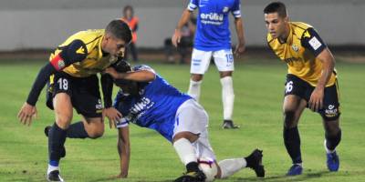 Perde Girne’de aralanıyor
