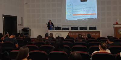 Yüzmede eğitim seminerleri başladı