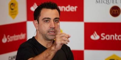 Xavi takımıyla rekor kırdı
