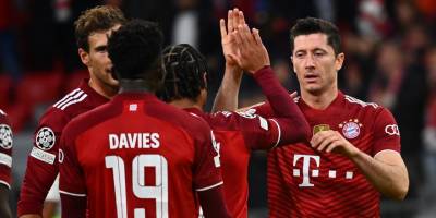 Bayern ve Juventus turladı