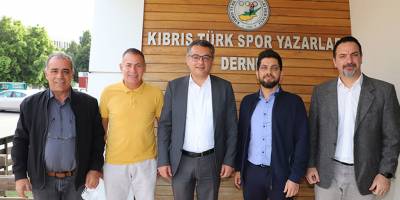 Erhürman: Spor yönetiminde net bir yol haritası ortaya koyacağız