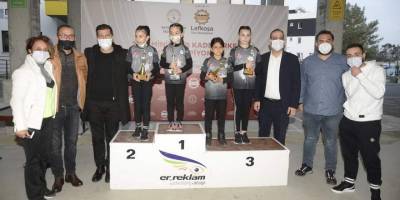 Cimnastikçiler ödüllerini aldı