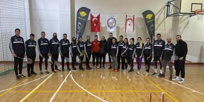 Badmintonda kurslar devam ediyor