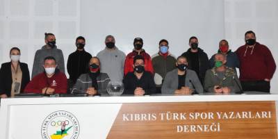 Hentbolda KTSYD Kupası zamanı