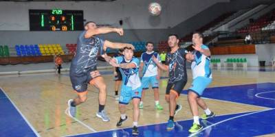 MGA yarı finalde: 34-21