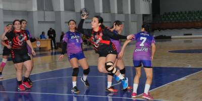 Kadınlarda UKÜ – Şahlan finali