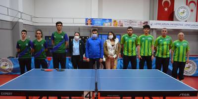 Masa tenisinde Büyükler Ligi başladı