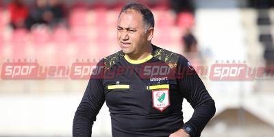 Muhtaroğlu düdüğünü astı