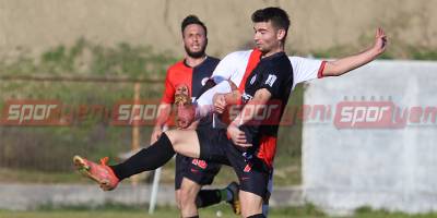 Hamitköy evinde geçit vermiyor