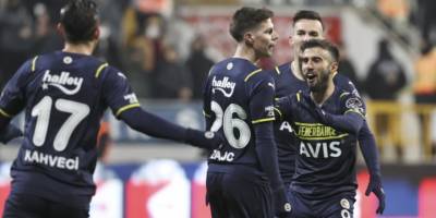 Fenerbahçe uzatmada güldü: 1-2