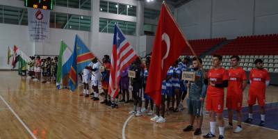 UKÜ 2022 Futsal Kupası başladı