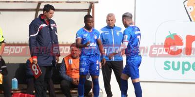 Gollerine Güney Afrika’da devam ediyor