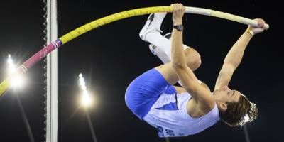 Duplantis rekora atladı