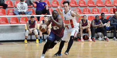 GAÜ uzatmada kazandı: 70-58