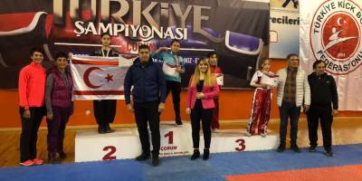 Şimşek Çorum’da kürsüde