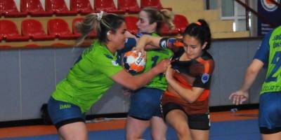 Kadınlarda UKÜ – DAÜ finali