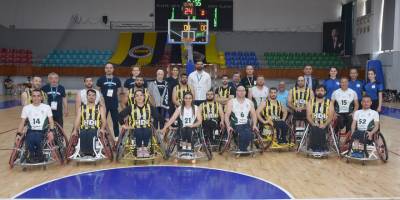 Vakıflar, Fenerbahçe’yi konuk etti