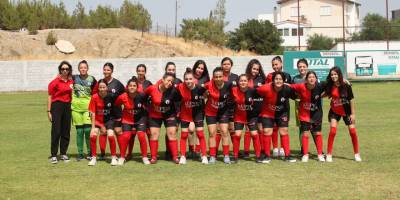 Hamitköy kız takımına destek