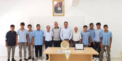 Güreşseverler Derneği’nden, Karpaz Meslek Lisesi’ne ödül