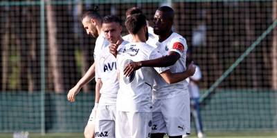 Fenerbahçe’de 10 isim kamp kadrosunda yok