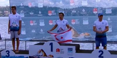 Törende KKTC bayrağına izin vermediler