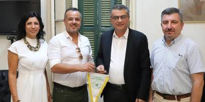 Gazioğlu’ndan Erhürman’a ziyaret