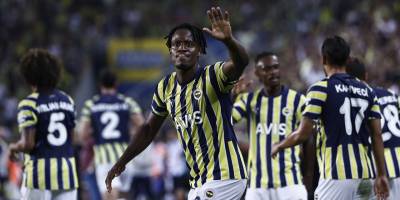 Fenerbahçe transfer dönemini hareketli geçirdi