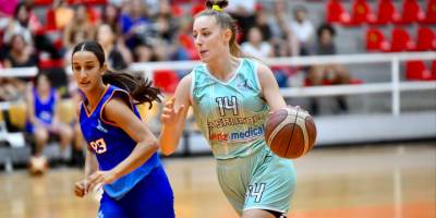 Alsancak finalde: 52-51