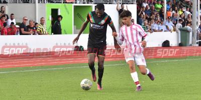 Değirmenlik, Akabueze ile gülüyor