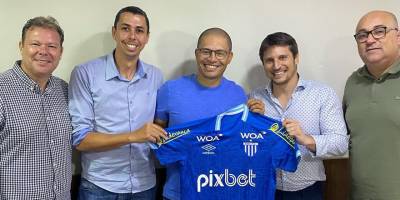 Alex, Avai'nin teknik direktörü oldu