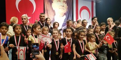 Şölende yeteneklerini sergilediler