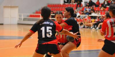 Şahlan ilk galibiyetini aldı