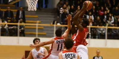 Muhteşem maç, son şampiyon RDÜ’nün