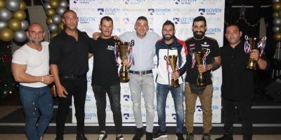 Şampiyonlar kupalarını aldı