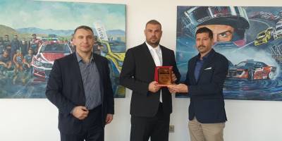 Cimnastikten Haskasap'a plaket