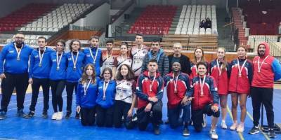 Badmintonda şampiyonluk YDÜ’nün