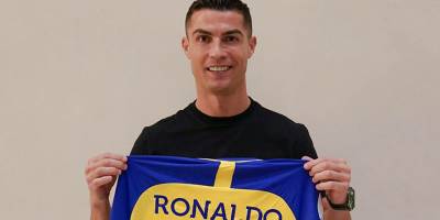 Ronaldo resmen Al Nassr'da