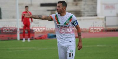 Burak'tan şok karar: "Kimseye boyun eğmedim..."