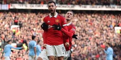 Derbide United'a 4 dakika yetti