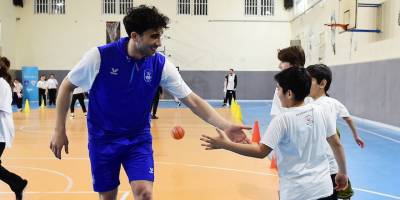 Çocuklar sertifikalarını Erten Gazi’den aldı