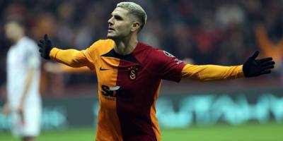 Galatasaray'dan yeni transferler için imza töreni