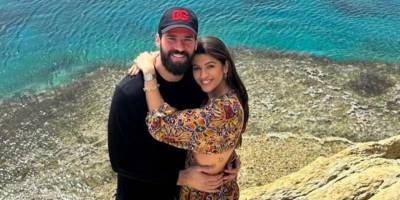 Alisson, milli arayı Kıbrıs’ta geçirdi